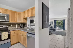 2950 NW 109th Terrace, Sunrise, FL 33322 - Photo 4