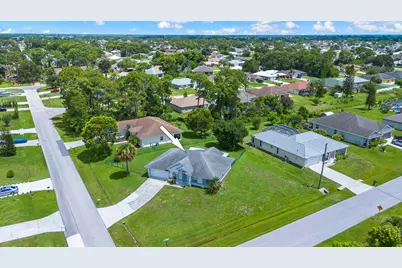 1526 SW Santander Avenue, Port Saint Lucie, FL 34953 - Photo 4