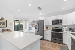 6138 Aloma Ln, Boca Raton, FL 33433 - Photo 4