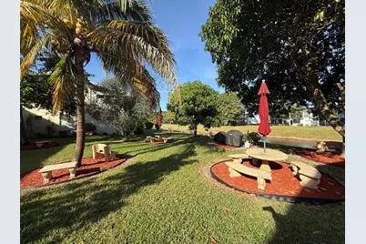 22 Markham A, Deerfield Beach, FL 33442 - Photo 32