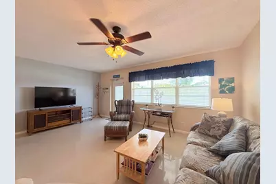 22 Markham A, Deerfield Beach, FL 33442 - Photo 6