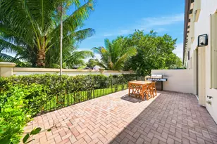 9747 Darlington Pl, Cooper City, FL 33328 - Photo 26