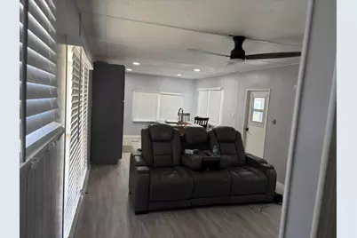 11055 SE Federal Highway #19, Hobe Sound, FL 33455 - Photo 12