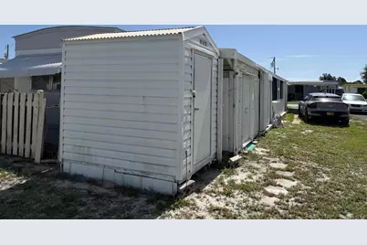 11055 SE Federal Highway #19, Hobe Sound, FL 33455 - Photo 14