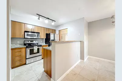 1020 Crystal Way #M, Delray Beach, FL 33444 - Photo 4