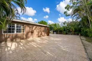 397 SW Ray Ave, Port Saint Lucie, FL 34983 - Photo 44