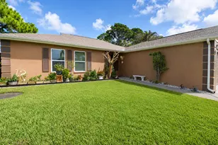 397 SW Ray Ave, Port Saint Lucie, FL 34983 - Photo 4