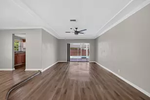 7823 NW 40th St, Coral Springs, FL 33065 - Photo 4