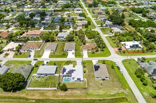 470 SW McComb Ave, Port Saint Lucie, FL 34953 - Photo 60