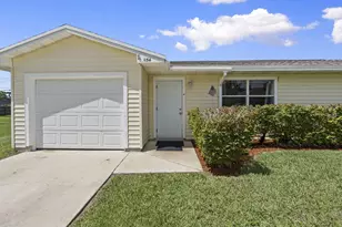 1154 SE Preston Ln, Port Saint Lucie, FL 34983 - Photo 4