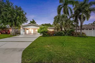 4310 NE 15th Way, Oakland Park, FL 33334 - Photo 1