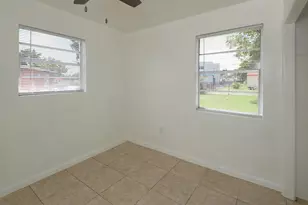 2304 NW 15th Ct, Fort Lauderdale, FL 33311 - Photo 24