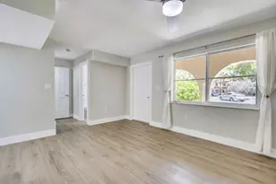10792 La Placida Dr, Coral Springs, FL 33065 - Photo 6