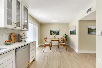 10792 La Placida Drive #4, Coral Springs, FL 33065 - Photo 8