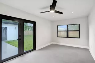 4581 NE 3rd Ave, Oakland Park, FL 33334 - Photo 14