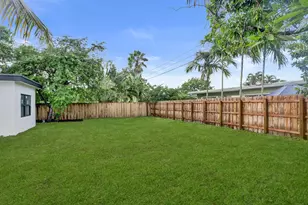 4581 NE 3rd Ave, Oakland Park, FL 33334 - Photo 12