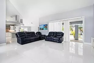 6715 NW Pinson Ct, Port Saint Lucie, FL 34983 - Photo 10