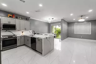 6119 Seminole Gardens Cir, Riviera Beach, FL 33418 - Photo 2