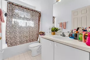 7538 NW 17th Dr, Pembroke Pines, FL 33024 - Photo 22