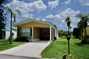 21 SE Iberian Ln, Port Saint Lucie, FL 34952 - Photo 2
