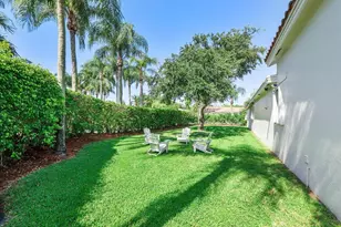 1081 Bel Aire Dr E, Pembroke Pines, FL 33027 - Photo 20