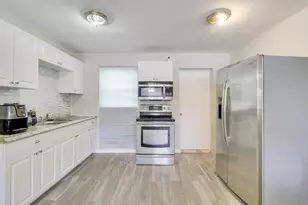 1325 W 32nd St, Riviera Beach, FL 33404 - Photo 6