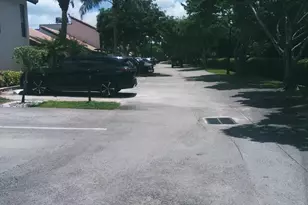 9727 N New River Canal Rd, Plantation, FL 33324 - Photo 30