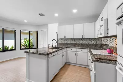 15441 Strathearn Drive, Delray Beach, FL 33446 - Photo 10