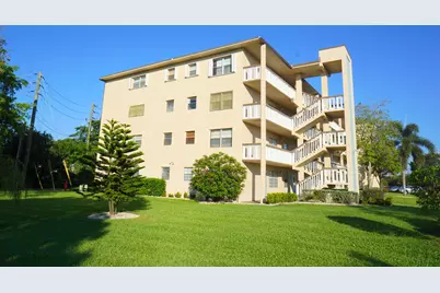 401 Southampton A, West Palm Beach, FL 33417 - Photo 2