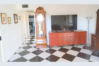 401 Southampton A, West Palm Beach, FL 33417 - Photo 10