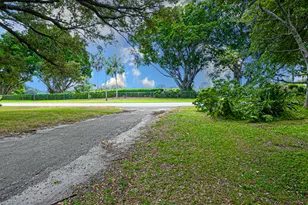 4511 E Country Club Cir, Plantation, FL 33317 - Photo 6