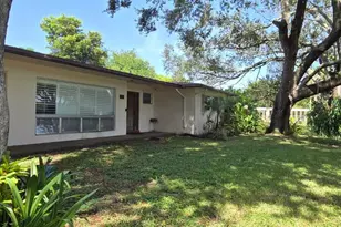 4511 E Country Club Cir, Plantation, FL 33317 - Photo 2