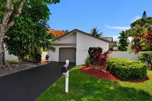 820 NW 21st Way, Delray Beach, FL 33445 - Photo 1