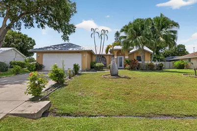 2252 SE McMaster Street, Port Saint Lucie, FL 34952 - Photo 1