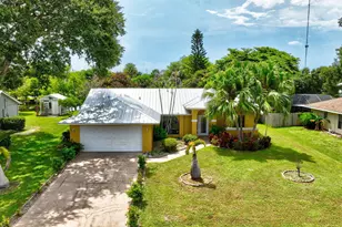 2252 SE McMaster St, Port Saint Lucie, FL 34952 - Photo 44