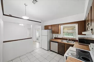 1646 SE Holiday Rd, Port Saint Lucie, FL 34952 - Photo 16