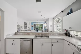 301 Southstar Dr, Fort Pierce, FL 34949 - Photo 18