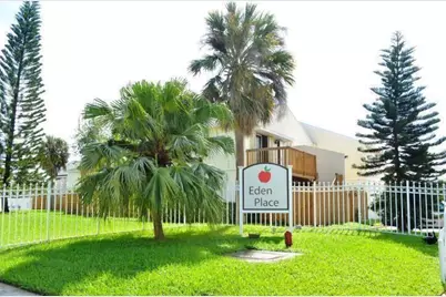 635 Executive Center Drive #M-207, West Palm Beach, FL 33401 - Photo 1
