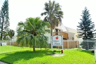 635 Executive Center Dr, West Palm Beach, FL 33401 - Photo 1