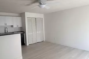 635 Executive Center Dr, West Palm Beach, FL 33401 - Photo 6