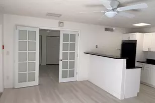 635 Executive Center Dr, West Palm Beach, FL 33401 - Photo 8