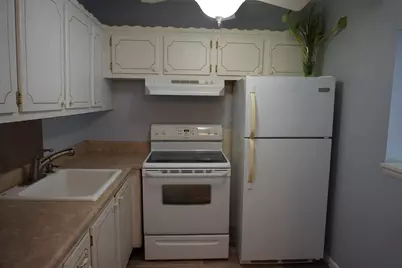 202 Andover H, West Palm Beach, FL 33417 - Photo 2