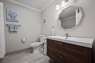 2895 Farragut Ln, West Palm Beach, FL 33409 - Photo 24