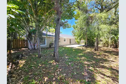 1878 Wisteria Street, Wellington, FL 33414 - Photo 34