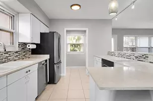 935 Nautilus Isle, Dania Beach, FL 33004 - Photo 10
