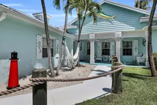 10831 SE Pine Grove St, Tequesta, FL 33469 - Photo 4