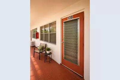 120 Windsor F #Unit F, West Palm Beach, FL 33417 - Photo 2
