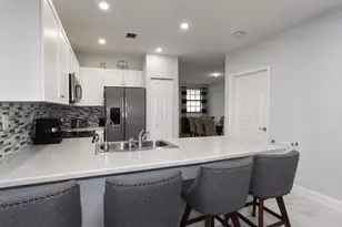 5437 NW 27th Ct, Margate, FL 33063 - Photo 10