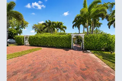 1400 NE 21st Street, Wilton Manors, FL 33305 - Photo 4