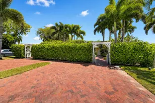 1400 NE 21st St, Wilton Manors, FL 33305 - Photo 4